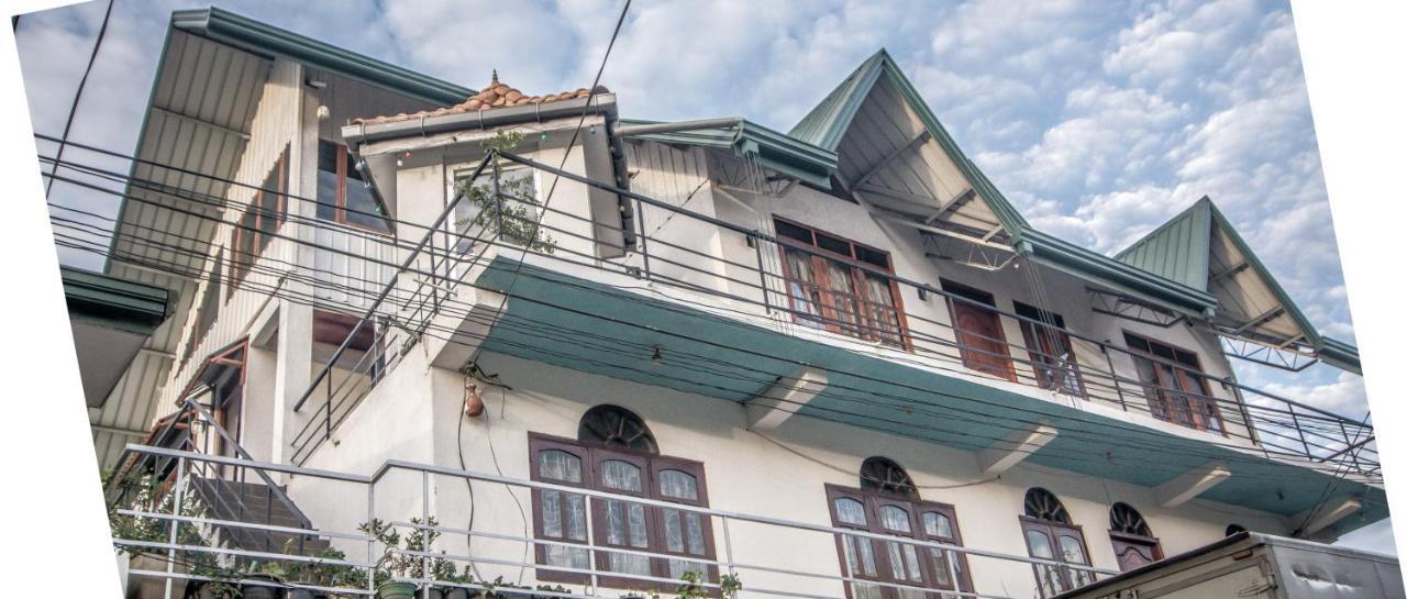 Dream Hill Homestay ヌワラ・エリヤ エクステリア 写真