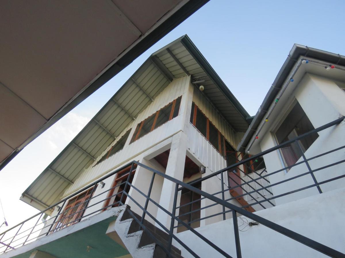 Dream Hill Homestay ヌワラ・エリヤ エクステリア 写真